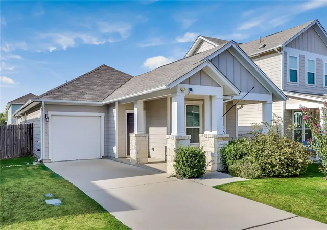 Photo 2 of Single family home for sale at 245 E Broade St, Leander, TX 78641 | MLS# 7492911 | Listing updated on 2026-09-08