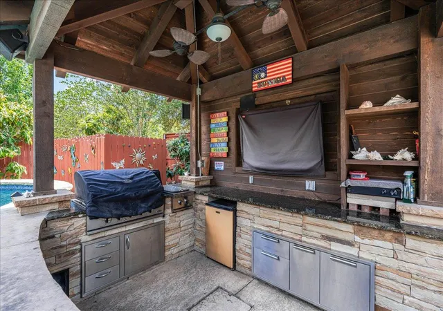 Photo 3 of Single family home for sale at 1901 Meandering Meadows Dr, Pflugerville, TX 78660 | MLS# 6381037 | Listing updated on 2026-09-18