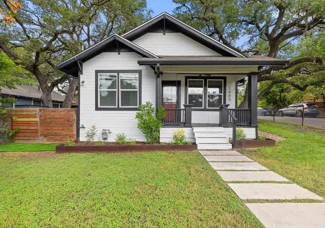 Photo 1 of Single family home for sale at 1905 Brackenridge St, Austin, TX 78704 | MLS# 2511998 | Listing updated on 2026-09-26