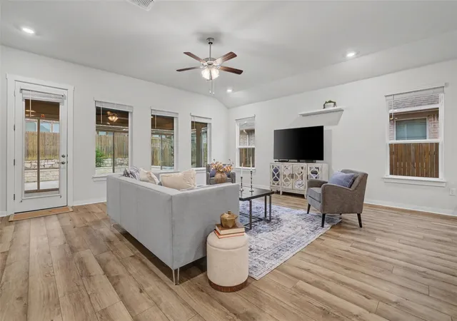 Photo 3 of Single family home for sale at 421 Abruzzi St, Leander, TX 78641 | MLS# 8151657 | Listing updated on 2026-09-17