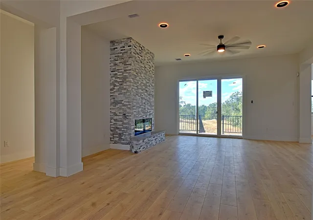 Photo 3 of Single family home for sale at 1902 Bay W Blvd, Marble Falls, TX 78657 | MLS# 5917539 | Listing updated on 2026-09-28
