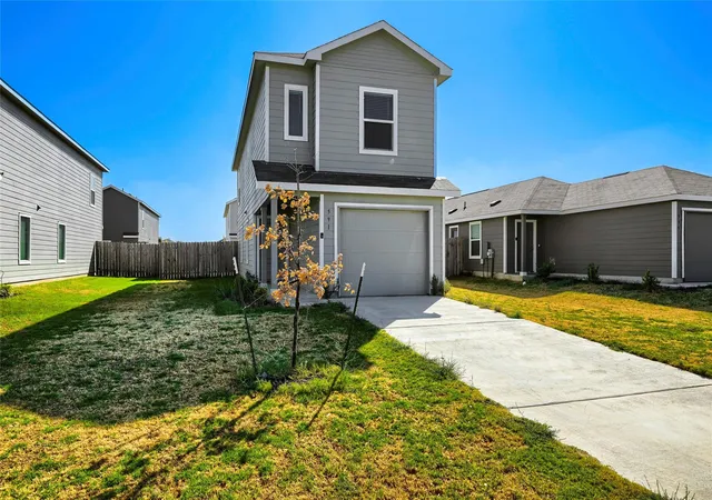 Photo 1 of Single family home for sale at 591 Commander Abbott Dr, Jarrell, TX 76537 | MLS# 3700322 | Listing updated on 2026-09-07