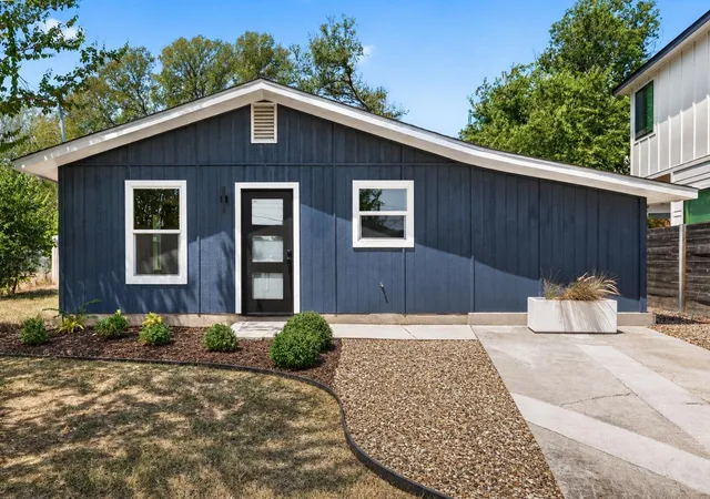 Photo 1 of Single family home for sale at 1708 Adina St, Austin, TX 78721 | MLS# 8339064 | Listing updated on 2026-09-05