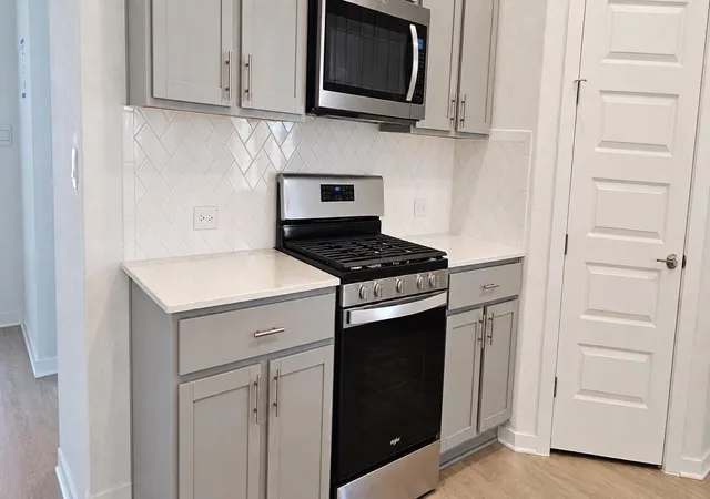 Photo 4 of Single family home for sale at 2100 Magnolia Hl Dr, Leander, TX 78641 | MLS# 9461384 | Listing updated on 2026-10-06