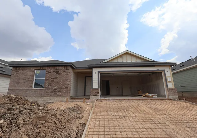 Photo 2 of Single family home for sale at 9305 Furman Dr, Austin, TX 78747 | MLS# 5446130 | Listing updated on 2026-10-28