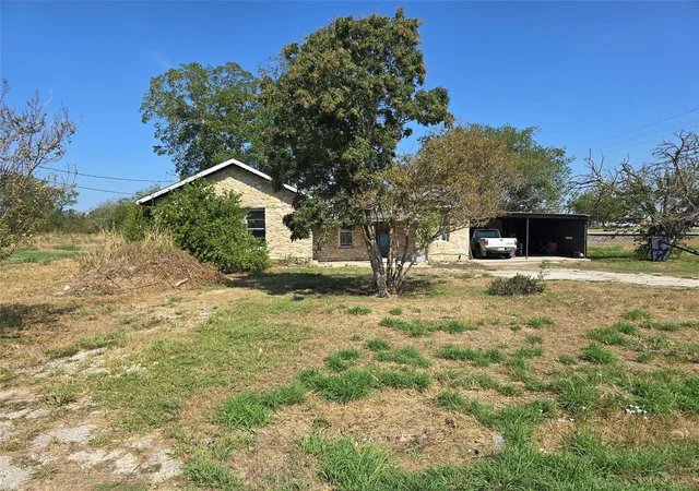 Photo 2 of Single family home for sale at 16 Church St, Maxwell, TX 78656 | MLS# 5063210 | Listing updated on 2026-09-13