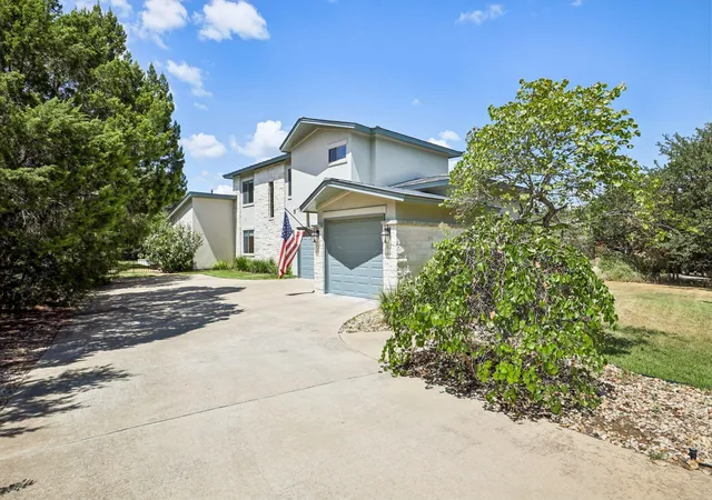 Photo 2 of Single family home for sale at 5910 Travis Woods Cv, Austin, TX 78734 | MLS# 3700017 | Listing updated on 2026-10-07