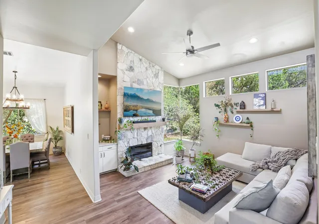 Photo 4 of Single family home for sale at 5910 Travis Woods Cv, Austin, TX 78734 | MLS# 3700017 | Listing updated on 2026-10-07