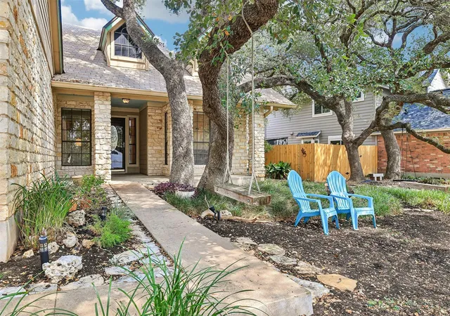 Photo 3 of Single family home for sale at 8302 Racine Trl, Austin, TX 78717 | MLS# 2918868 | Listing updated on 2026-09-30