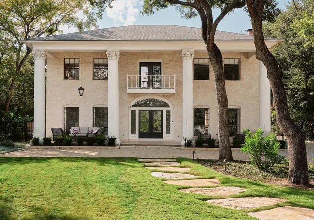 Photo 2 of Single family home for sale at 3613 Pinnacle Rd, Austin, TX 78746 | MLS# 4571160 | Listing updated on 2026-10-03