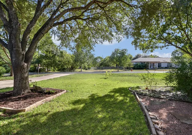 Photo 3 of Single family home for sale at 1716 Buttercup Rd, Pflugerville, TX 78660 | MLS# 8219498 | Listing updated on 2026-10-09