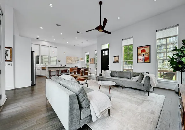 Photo 1 of Condo for sale at 4806 Springdale Rd, Austin, TX 78723 | MLS# 4390016 | Listing updated on 2026-09-25