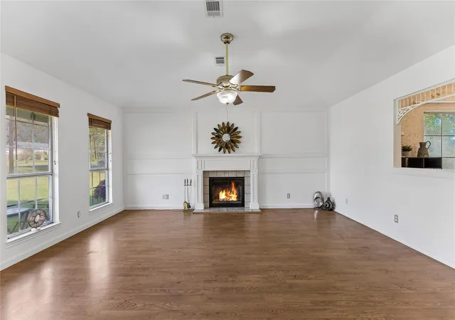 Photo 4 of Single family home for sale at 12609 Scissortail Dr, Manchaca, TX 78652 | MLS# 4780281 | Listing updated on 2026-10-23