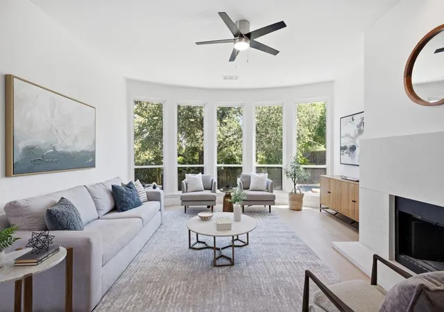 Photo 2 of Single family home for sale at 3009 Brittany Point Ln, Austin, TX 78738 | MLS# 6653969 | Listing updated on 2026-10-03