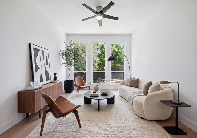 Photo 3 of Single family home for sale at 3009 Brittany Point Ln, Austin, TX 78738 | MLS# 6653969 | Listing updated on 2026-10-03