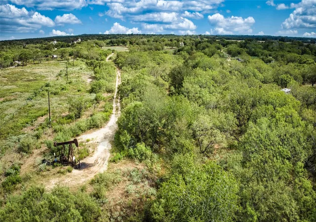 Photo 4 of Land for sale at 2900 Salt Flt Rd, Luling, TX 78648 | MLS# 7671603 | Listing updated on 2026-09-14