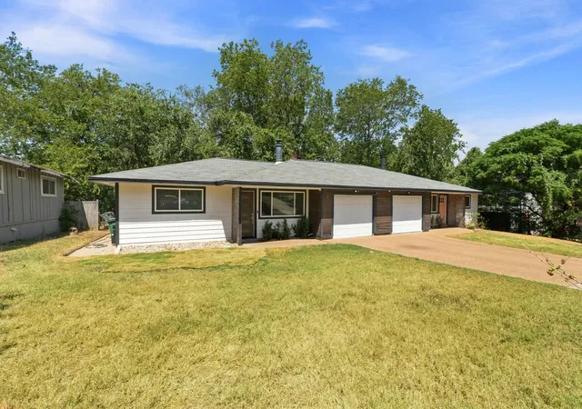 Photo 26 of Condo for sale at 2802 Catalina Dr #B, Austin, TX 78741 | MLS# 7500761 | Listing updated on 2026-09-12