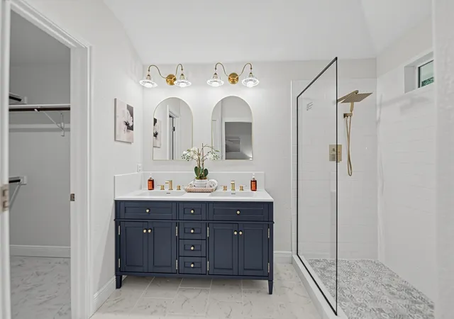 Photo 3 of Single family home for sale at 6610 Debcoe Dr, Austin, TX 78749 | MLS# 5653110 | Listing updated on 2026-09-17