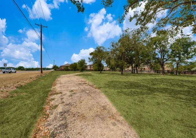 Photo 9 of Land for sale at 4701 Trimmier Rd, Killeen, TX 76542 | MLS# 8338707 | Listing updated on 2026-09-13