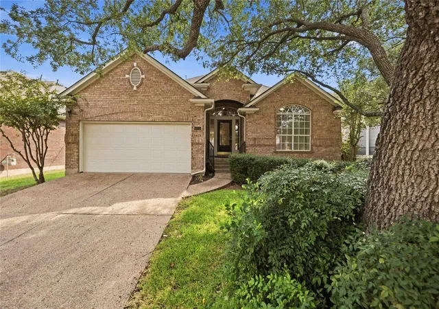 Single family home for sale at 10045 Planters Woods Dr, Austin, TX 78730 | MLS# 7903348