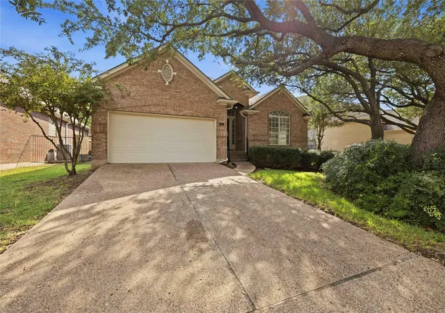 Photo 1 of Single family home for sale at 10045 Planters Woods Dr, Austin, TX 78730 | MLS# 7903348 | Listing updated on 2026-10-03