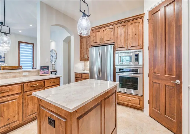 Photo 4 of Single family home for sale at 13 Borello Dr, Austin, TX 78738 | MLS# 9822365 | Listing updated on 2026-10-03