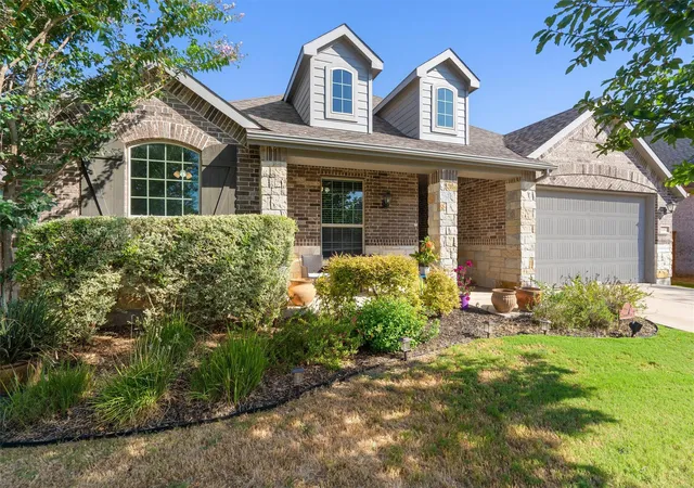 Photo 2 of Single family home for sale at 4344 Hannover Way, Round Rock, TX 78681 | MLS# 2525669 | Listing updated on 2026-09-30