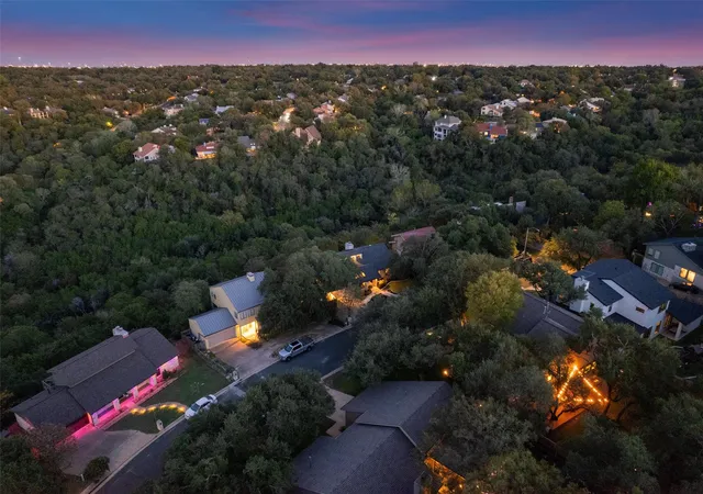 Photo 2 of Single family home for sale at 8517 Appalachian Dr, Austin, TX 78759 | MLS# 9579861 | Listing updated on 2026-10-27