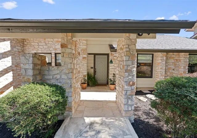 Photo 3 of Single family home for sale at 8517 Appalachian Dr, Austin, TX 78759 | MLS# 9579861 | Listing updated on 2026-10-27