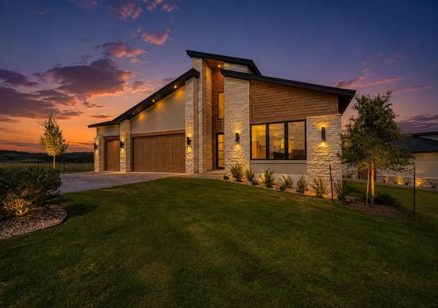 Photo 1 of Single family home for sale at 549 Mayapple Dr, Marble Falls, TX 78657 | MLS# 4080803 | Listing updated on 2026-09-07