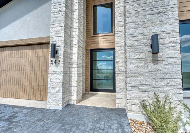 Photo 4 of Single family home for sale at 549 Mayapple Dr, Marble Falls, TX 78657 | MLS# 4080803 | Listing updated on 2026-09-07