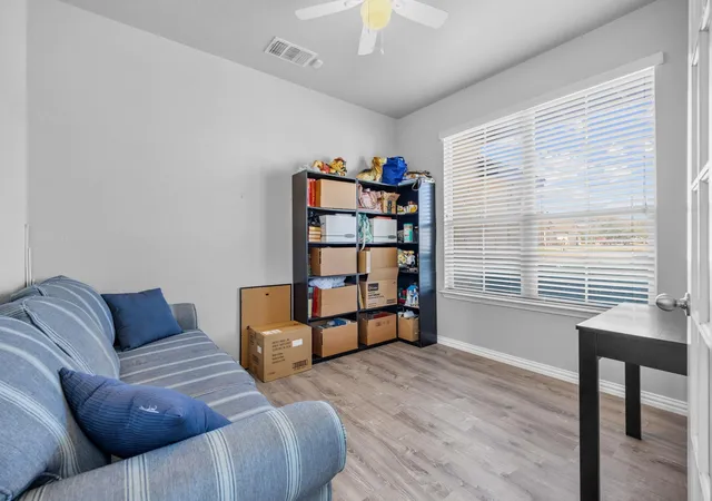 Photo 3 of Single family home for sale at 4601 Abergavenny Dr, Belton, TX 76513 | MLS# 9241632 | Listing updated on 2026-09-06