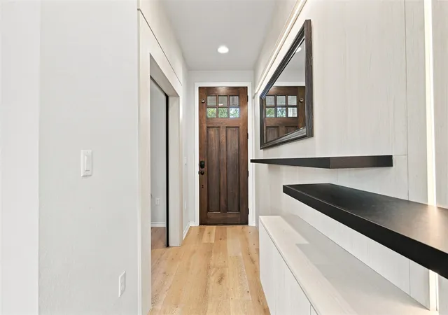 Listing Photo 4 - Condo for sale in building located at 14300 Mccoy Loop, Austin, TX 78717 - Unit #21