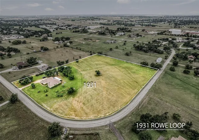 Photo 2 of Single family home for sale at 1931 Rowe Loop, Pflugerville, TX 78660 | MLS# 8664830 | Listing updated on 2026-09-07