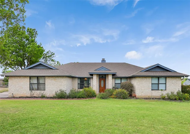 Photo 3 of Single family home for sale at 1931 Rowe Loop, Pflugerville, TX 78660 | MLS# 8664830 | Listing updated on 2026-09-07
