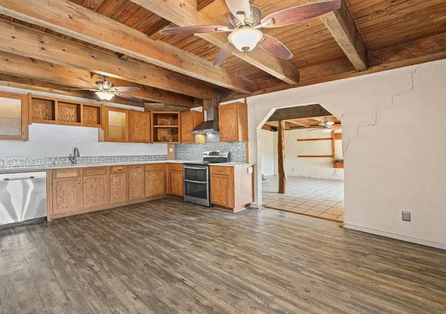 Photo 4 of Single family home for sale at 20416 Wilson Rd, Coupland, TX 78615 | MLS# 6416681 | Listing updated on 2026-10-01
