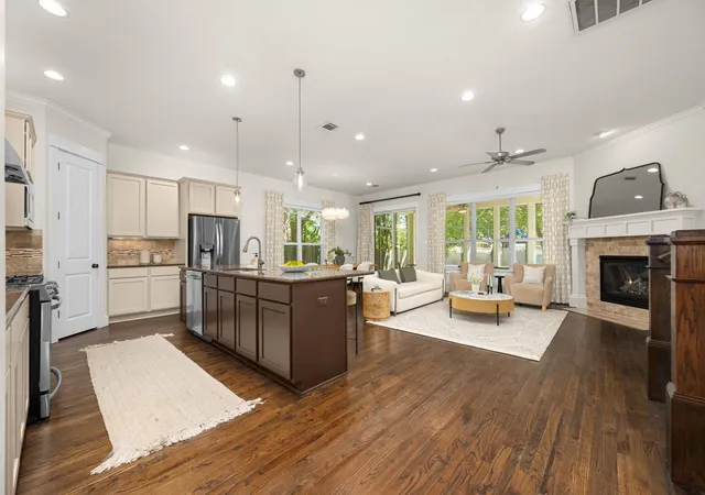 Photo 4 of Single family home for sale at 5007 Placid Pl, Austin, TX 78731 | MLS# 4255000 | Listing updated on 2026-09-28