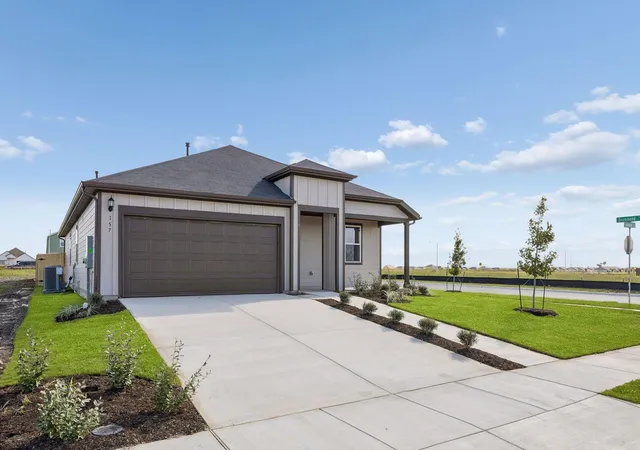 Photo 2 of Single family home for sale at 157 Lindheimer Ln, San Marcos, TX 78666 | MLS# 7047320 | Listing updated on 2026-10-20