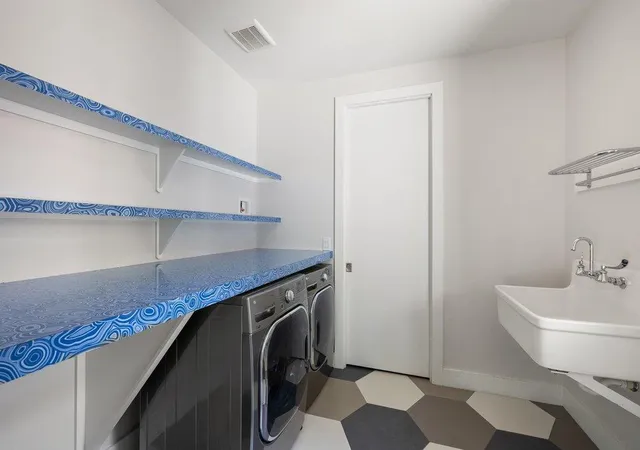 Photo 40 of Single family home for sale at 5011 Shoal Crk Blvd, Austin, TX 78756 | MLS# 1820114 | Listing updated on 2026-09-06