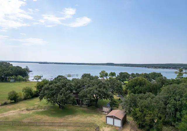 Photo 4 of Single family home for sale at 510 County Rd 221, Tow, TX 78672 | MLS# 5948327 | Listing updated on 2026-09-07
