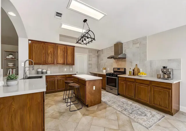 Photo 4 of Single family home for sale at 2111 Wheaton Trl, Cedar Park, TX 78613 | MLS# 3960626 | Listing updated on 2026-10-08