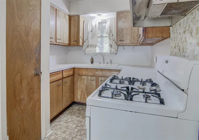 Photo 4 of Single family home for sale at 8915 Slayton Dr, Austin, TX 78753 | MLS# 3740587 | Listing updated on 2026-10-16