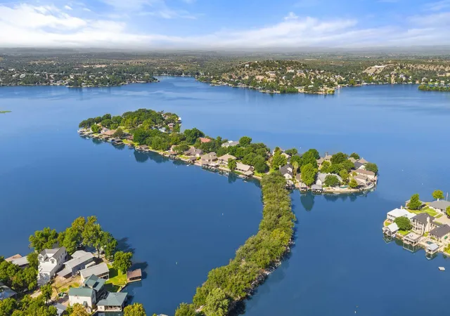 Photo 1 of Mansion for sale at 36 Beaver Is, Marble Falls, TX 78654 | MLS# 6909419 | Listing updated on 2026-10-03