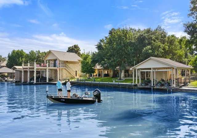 Photo 2 of Mansion for sale at 36 Beaver Is, Marble Falls, TX 78654 | MLS# 6909419 | Listing updated on 2026-10-03