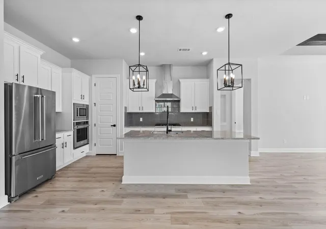 Photo 3 of Single family home for sale at 125 William Hersee Dr, Bastrop, TX 78602 | MLS# 3022721 | Listing updated on 2026-09-05