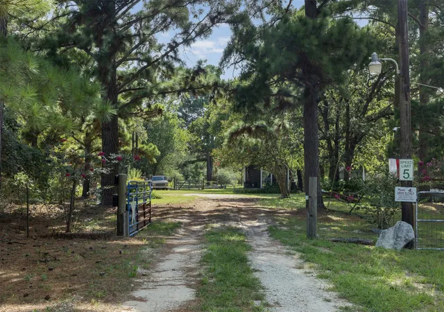 Photo 1 of House for sale at 422 Private Rd 7051, Milano, TX 76556 | MLS# 3379622 | Listing updated on 2026-09-04