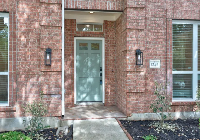 Photo 3 of Single family home for sale at 1245 Lacey Oak Loop, Round Rock, TX 78681 | MLS# 3834214 | Listing updated on 2026-10-03