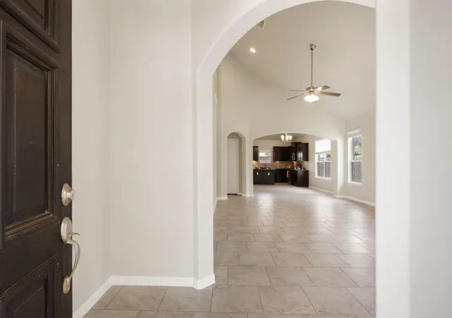 Photo 3 of Single family home for sale at 501 Buttermilk Ln, Leander, TX 78641 | MLS# 5221750 | Listing updated on 2026-09-06