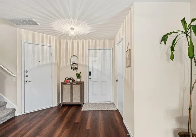 Photo 4 of Single family home for sale at 5721 Abby Ann Ln, Austin, TX 78747 | MLS# 6378853 | Listing updated on 2026-09-06