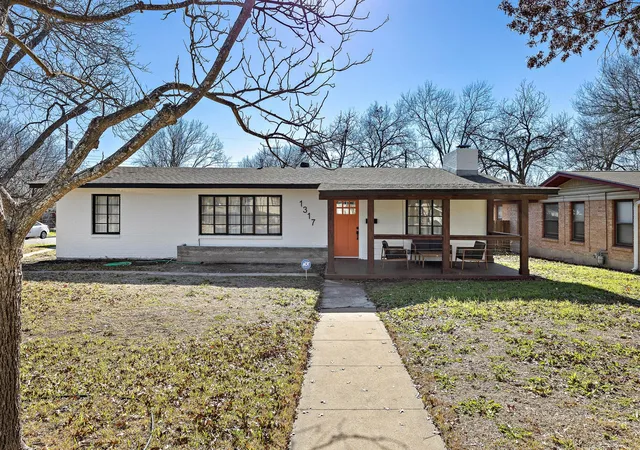 Photo 1 of Single family home for sale at 1317 Cloverleaf Dr, Austin, TX 78723 | MLS# 8218237 | Listing updated on 2026-09-06